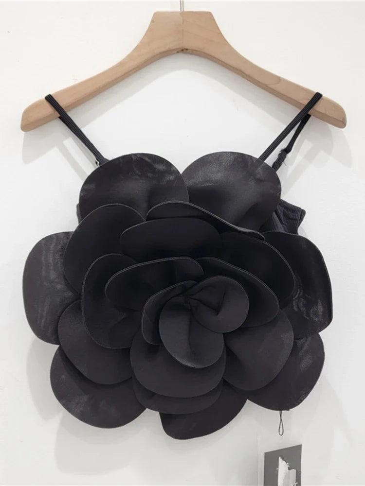 Top con flores en 3D